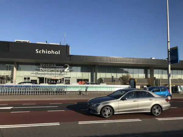 Taxi Alphen naar Schiphol – luchthavenvervoer met vaste ritprijs